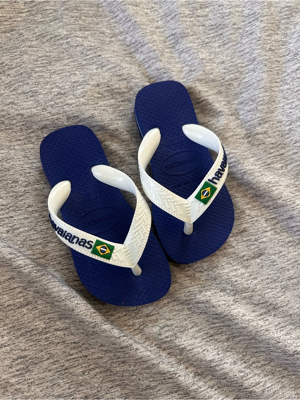 Havaianas Kids Flip Flops Blue and White with Brazil Flag